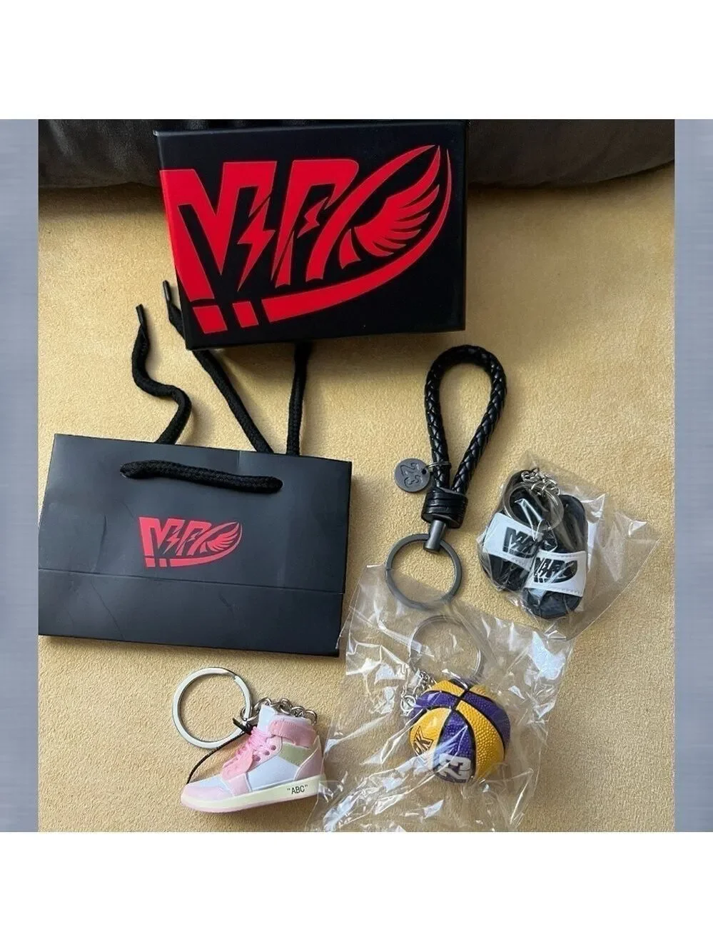 3D Mini Sneaker & Basketball Collectors Edition Keychain with 3D Shoebox